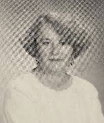 Kara Weis's Instagram, Twitter & Facebook