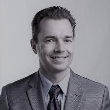 Lisa Brey's Instagram, Twitter & Facebook