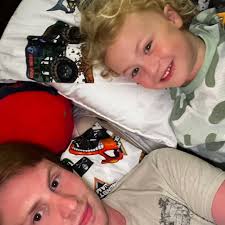 Lisa Waycaster (@lisa_way_cas_ter) • Threads, Say more