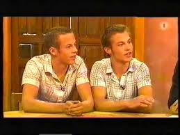 Jun 12, 2021 · staf coppens krijgt bezoek van broer mathias in zweden gluren bij bv's: Staf Mathias Coppens In Aan Tafel Youtube