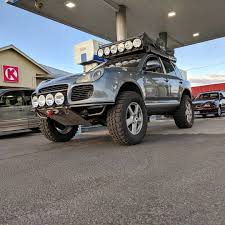 1 011 mentions j aime 59 commentaires tyler offroadcayenne sur instagram hey babe you come here often porsche pors porsche cars touareg vw porsche porsche cars touareg vw