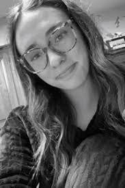 Bailey Layne's Instagram, Twitter & Facebook