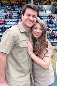 Bindi irwin is all grown up and unrecognizable! Who Is Chandler Powell 5 Things About Bindi Irwin S Husband Hollywood Life