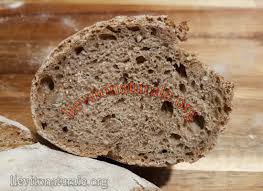 Della pasta madre e di come me l'ero procurata avevo già parlato. Pane Con 7 Cereali Con Lievito Naturale O Pasta Madre E Farina Macinata A Pietra