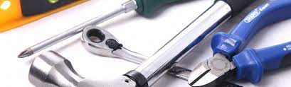 These 5 minute toolbox talks topics are easy to use. Download Our Free Toolbox Talks