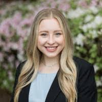 Amber Kaminski's Instagram, Twitter & Facebook