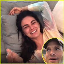 Allen berezovsky via getty images ashton kutcher and mila kunis at a basketball game in 2019. Mila Kunis Can T Stop Laughing In Ashton Kutcher S New Instagram Video About Cryptocurrency Ashton Kutcher Mila Kunis Just Jared