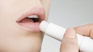 lip protectant oil ile ilgili görsel sonucu
