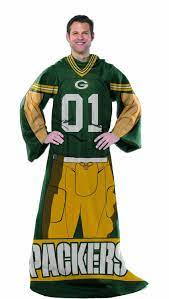 It measures 60 inches long, 46 inches wide, with fringed edges on all sides. Green Bay Packers Player Comfy Throw Blanket With Sleeves Green Bay Stuff