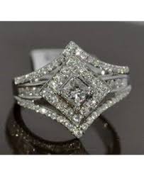 Dans le cadre du festival les inaccoutumés. 210 Idees De Elle En Reve La Taille Coussin Ou Princesse Carre Sur Pointe Diamond Losange Bague