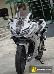 Cbr250rr (n) the same as the l model except with new paint jobs. Honda Cbr150r Modified Into A Honda Cbr250rr