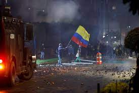 Noticias destacadas de colombia y el mundo. Colombia At Least 41 Are Killed Over Protests In Ongoing Political Crisis Resetera