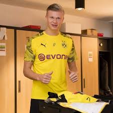 Jordan pickford to sign puma boot deal? Jordan Pickford Signs Sponsorship Deal With Puma Soccerbible