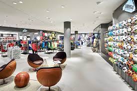 We are a passionate team of enthusiasts who love the sport. L T Sporthaus Kieback Peter