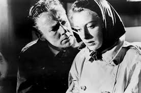 Julianne moore, ralph fiennes, stephen rea. The End Of The Affair Edward Dmytryk 1955 Movie Classics
