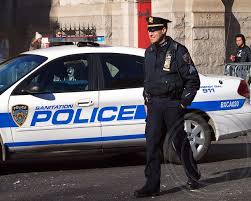 Nypd Police Officer And Nyc Sanitation Police Car 2012 Macy S Thanksgiving Day Parade New York City Police Police Cars Nypd