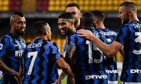 Голами отметились хакан чалханоглу и тео эрнандес. Ahram Online Hakimi On Target As Inter Milan Defeat Benevento 5 2 In Serie A