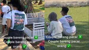 Baju couple tidak melulu harus bersama kekasih, loh. Viral Wanita Tak Sengaja Pakai Baju Couple Dengan Pacar Orang Lain Jodoh Yang Tertukar