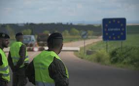 Los puntos fronterizos terrestres entre españa y portugal seguirán el siguiente horario: Portugal Prorroga El Cierre De Fronteras Con Espana Hasta El 15 De Junio Hoy