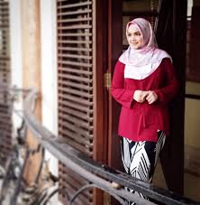 See more ideas about siti nurhaliza, beautiful, beautiful hijab. Pin On Wallpaper