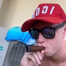 Listen to 100% Unreleased Mix by Obskϋr in Mixes/Live Sets [House] playlist  online for free