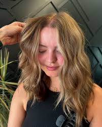 Josie Stout's Instagram, Twitter & Facebook