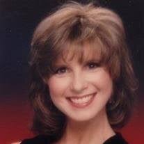 Mary Corlett's Instagram, Twitter & Facebook