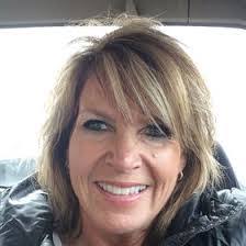 Julie Mast's Instagram, Twitter & Facebook