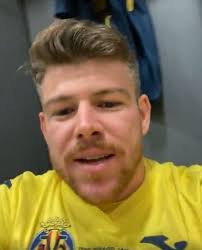 Alberto Moreno screams 'Man Utd get out, You'll Never Walk Alone' as  ex-Liverpool man mocks rivals after Europa League