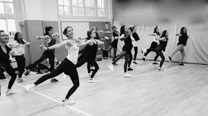 Sur la base de avis «pourriezvous publier le programme de le conservatoire propose des cours de musique, danse , et art dramatique. Charlotte Danse Academie Cours De Danse Paris 16eme Et 17eme