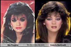 I've always thought these two looked alike. Guess I'm not the only one.