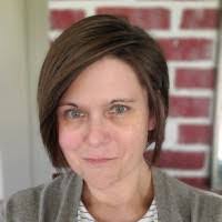 Jen Proctor's Instagram, Twitter & Facebook