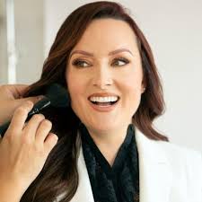 Received my 40 year statue award and service pin from The Walt Disney  Company!😊