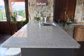 Plan de travail granit sur mesure : Plan De Travail En Granit Pierre Naturelle Marbre Granit Travertin Et Beton Poli A Paris Nimex International
