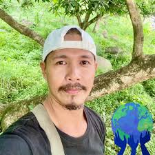 Very clever "helicopter" from old tools! So creative! (Found