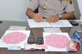 Jadwal kapal bukit siguntang tahun 2020 akibat covid19 / corona. Pria Bawa Sabu Sabu Di Atas Km Bukit Siguntang Diciduk Antara News
