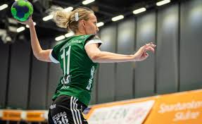 핸드볼의 기본 기술로는 캐치 · 패스 · 드리블 · 슛 · 풋워크 · 골키핑 등이 있다. Tuoklu3o2skjam