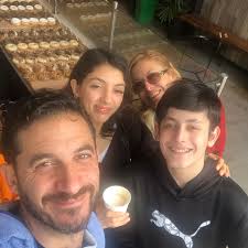 Amarla. Amarlos. Hijos. Compañera. FAMILIA.