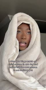 Currently waiting for Hacks Season 2 to come out, what should I watch in  the meantime? #hacksonhbomax @itssimplysandra