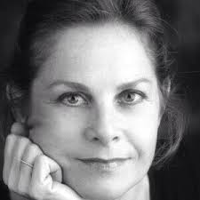 Manda alla cancelleria per gli adempimenti di competenza > Ordnet der  Geschäftsstelle an, die ihr obliegenden Schritte zu unternehmen