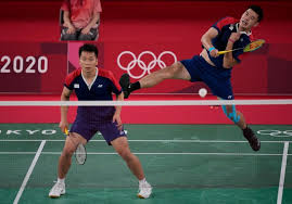 Jun 12, 2021 · 世界羽毛球聯會（bwf）近日公布東京奧運參賽名單，香港「一哥」伍家朗及「一姐」張雁宜鎖定男、女單席位，鄧俊文／謝影雪則會出戰混雙項目。 羽毛球的奧運積分周期原定6月15日結束，但受疫情影響，最後3站積分賽——印度、馬來西亞及新加坡公開賽相繼. Rnd1vqh Ahwajm