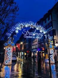 Strasbourg s'autoproclame volontiers capitale de l'europe. Strolling Strasbourg The Christmas Capital Of Europe Erasmus Experience Strasbourg