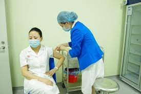 Thời gian đề bác sỹ làm nhiều việc chống phòng dịch khác hữu ích hơn là trả lời. Nhá»¯ng Ä'iá»u Cáº§n Biáº¿t Vá» Pháº£n á»©ng Sau Tiem Vaccine Phong Covid 19