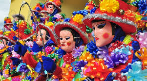 Se trata de los zaragozas, que se lleva a cabo cada 28 de diciembre por los los participantes bailan al ritmo del tamunangue, un baile típico de la región, desde horas de la madrugada, cuando las personas que se disfrazan, a fin. Venezolanos Celebran El Dia De Los Inocentes Entre La Religiosidad Y El Humor