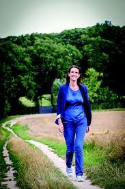 La première radio généraliste en belgique francophone. Sophie Wilmes La Femme De L Annee Est Une Premiere Ministre En Baskets