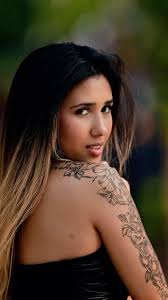 Todo lo que viene, yo lo pido, En cada momento infinito, Busco lo que  escondes 🤫 , ., . 💁🏻‍♀️ Model