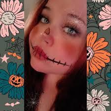 Victoria Lerma's Instagram, Twitter & Facebook