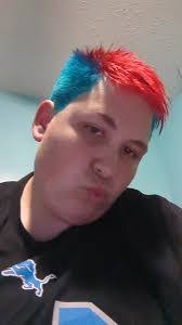 Anthony Hatchell's Instagram, Twitter & Facebook