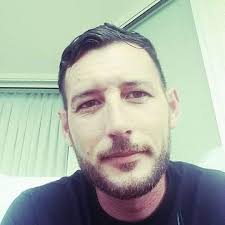 Trade I made, comments? Im 8-0 btw 8:24 LTE larry's AirPods #4 Connected  All Close User Messages LeagueAssistant League Assistant Trade Accepted  Hanging with Hernandez Larry Merritt Receives 'Andre Swift Chi RB