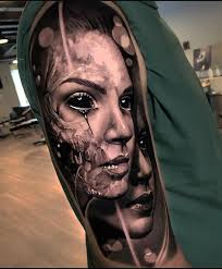 Who's the best tattoo artist to go to Parkersburg